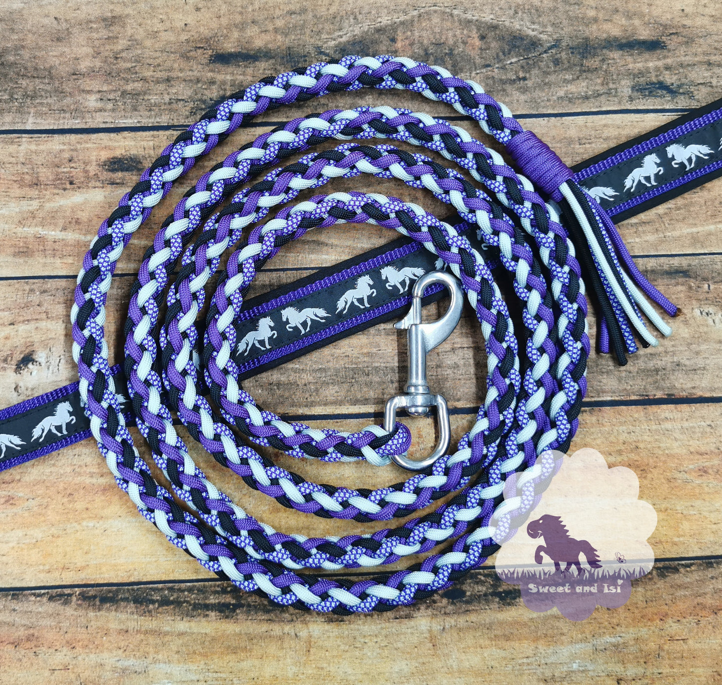 Handgeflochtene Stricke mit Karabiner
